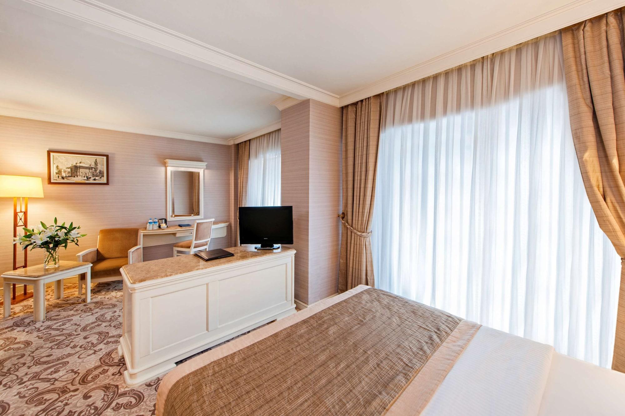 Hotel Elite World Comfy Istanbul Taksim Exterior foto