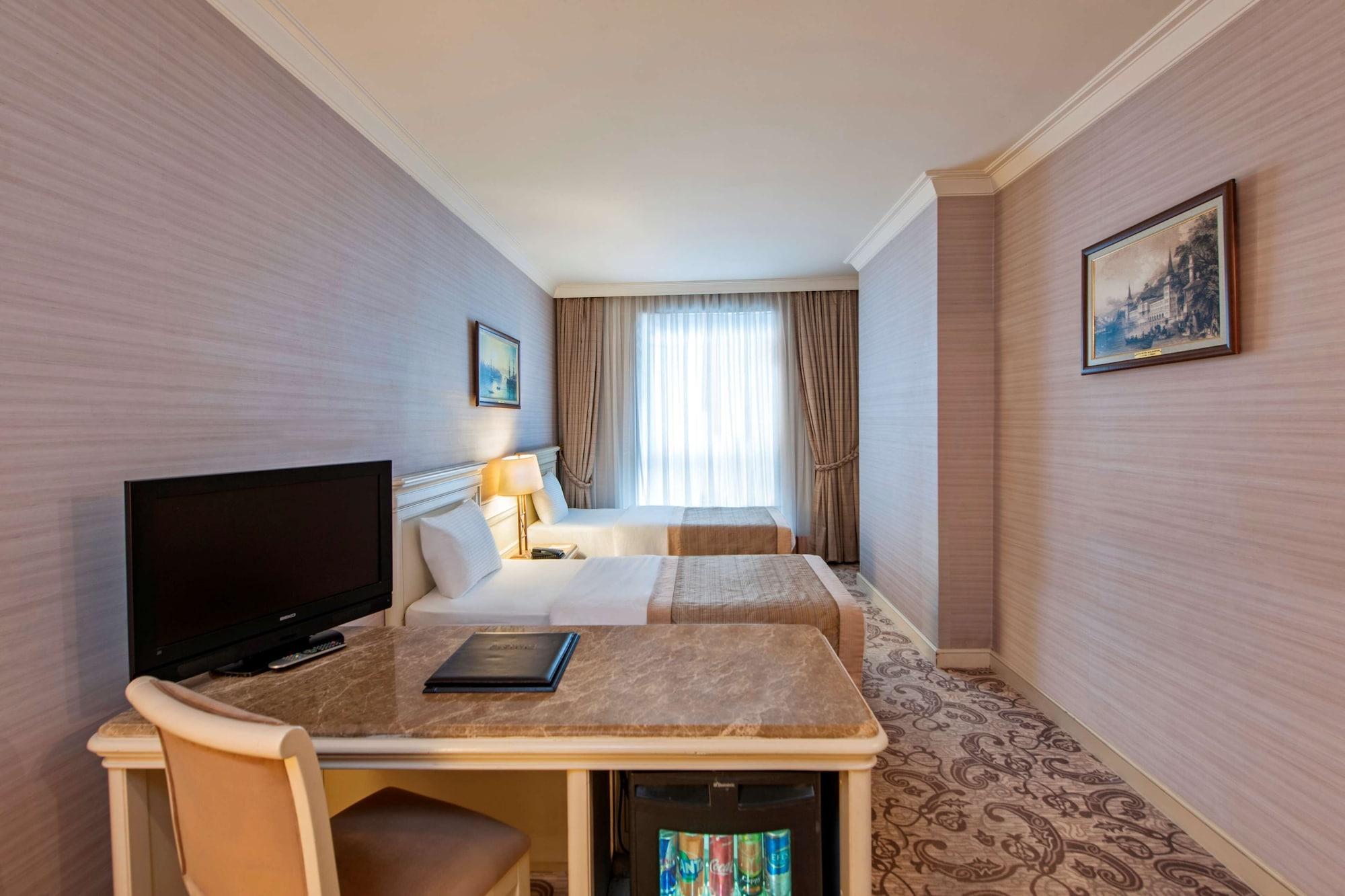 Hotel Elite World Comfy Istanbul Taksim Exterior foto